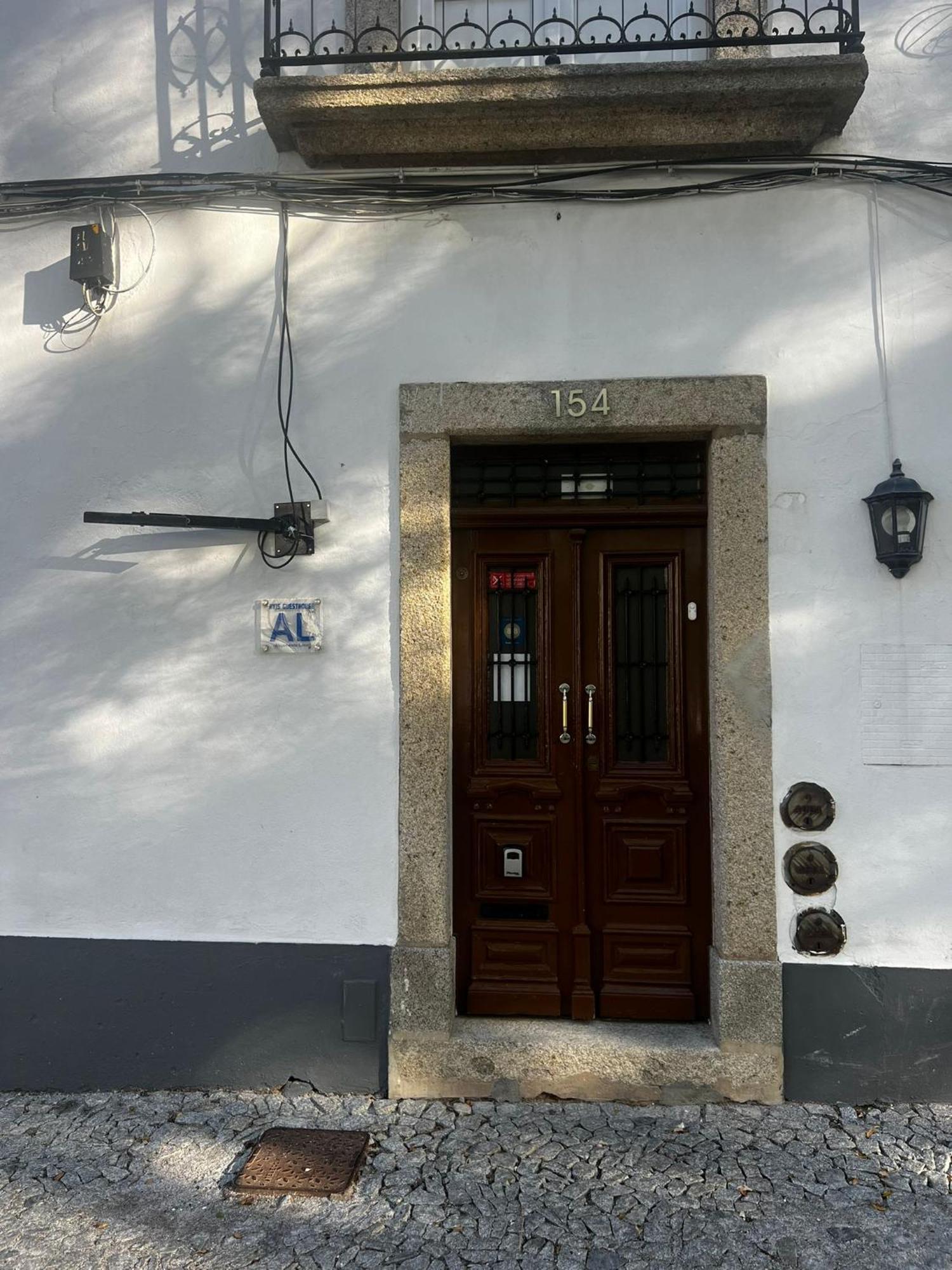 Avis Guesthouse Evora Exterior photo